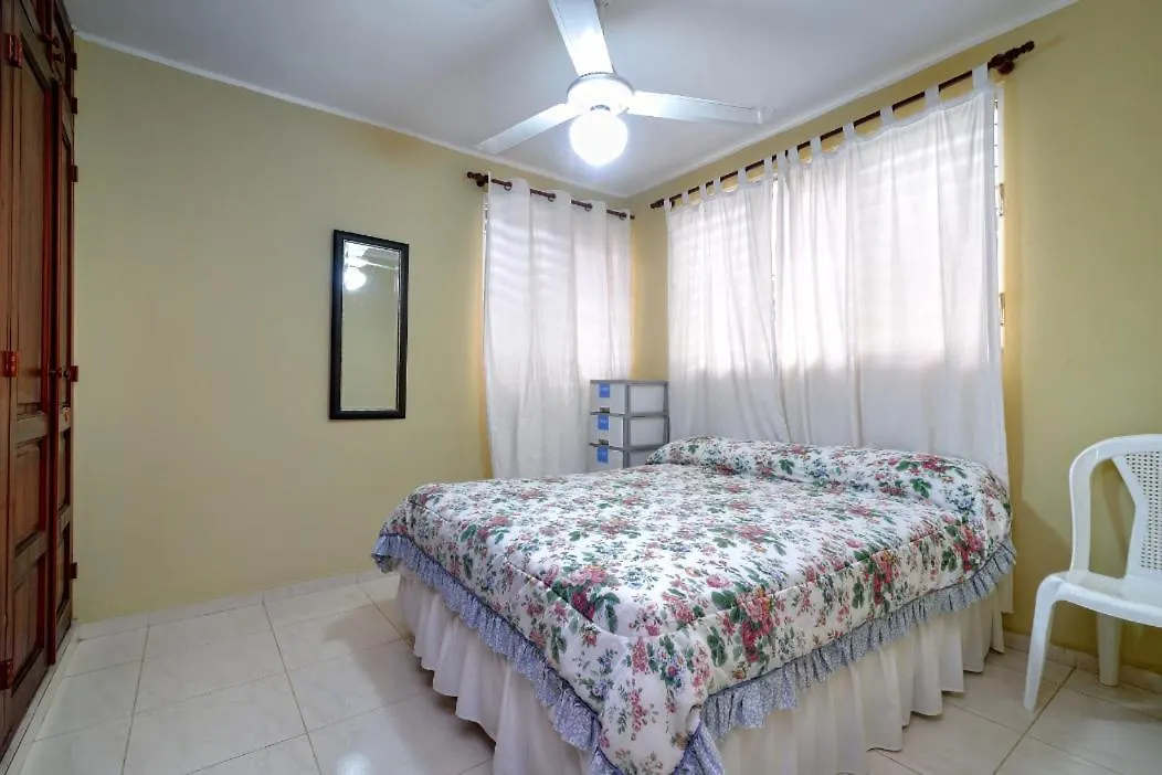 Hogar Las Cayenas Apartment Santiago De Los Caballeros